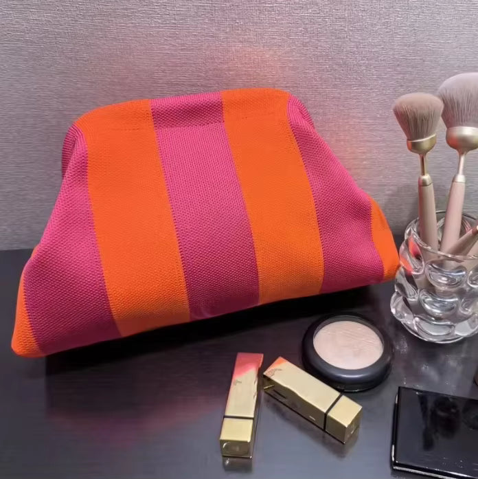Kosmetiktasche „Stripe“ – stylisch & praktisch für unterwegs