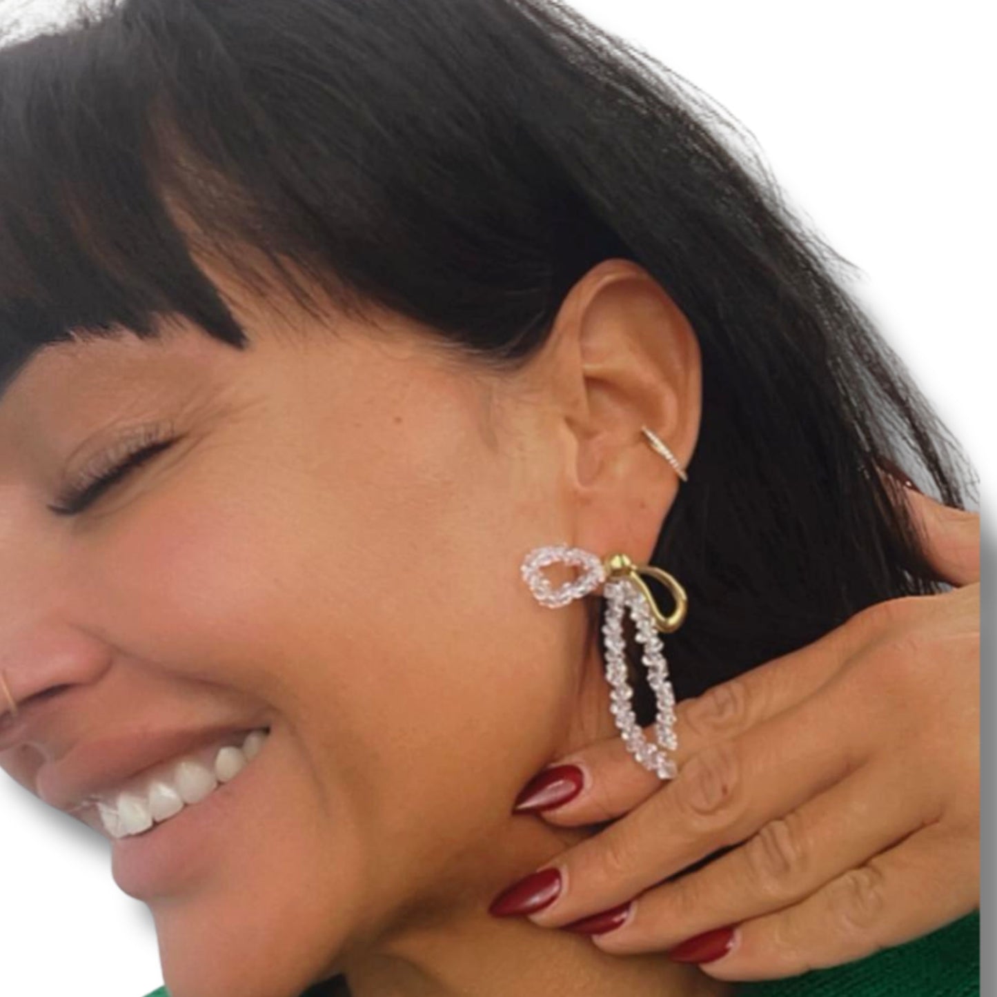 Eleganz, die strahlt – Schleife Ohrringe aus Edelstahl & Glas