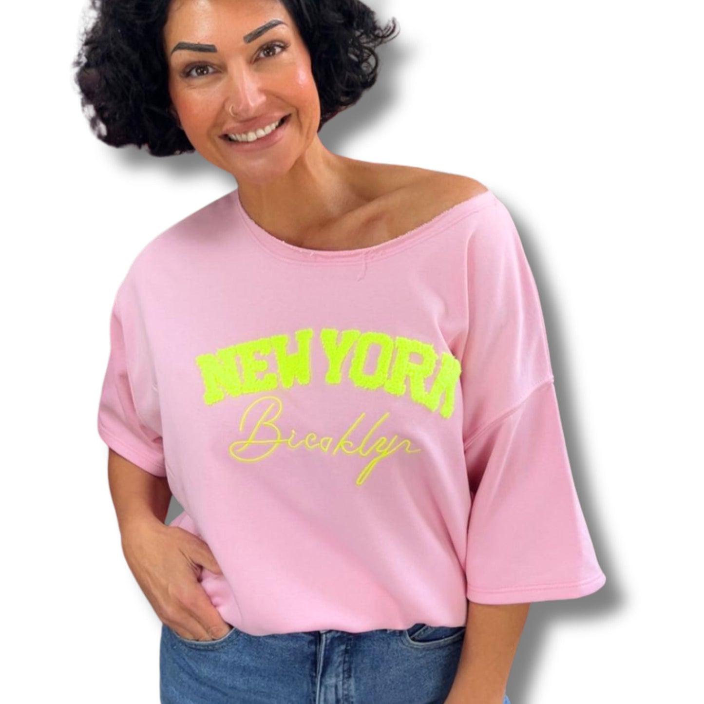 NEW YORK Shirt für Damen in Rosa und Hellgelb Groesse 36-46 – lässig-feminines Statement-Shirt von Schenkt ein Herz
