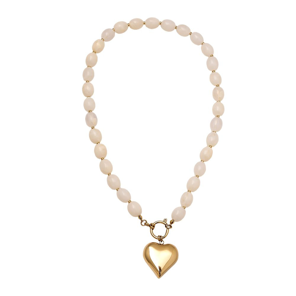 Edle Perlenkette mit Herzanhänger