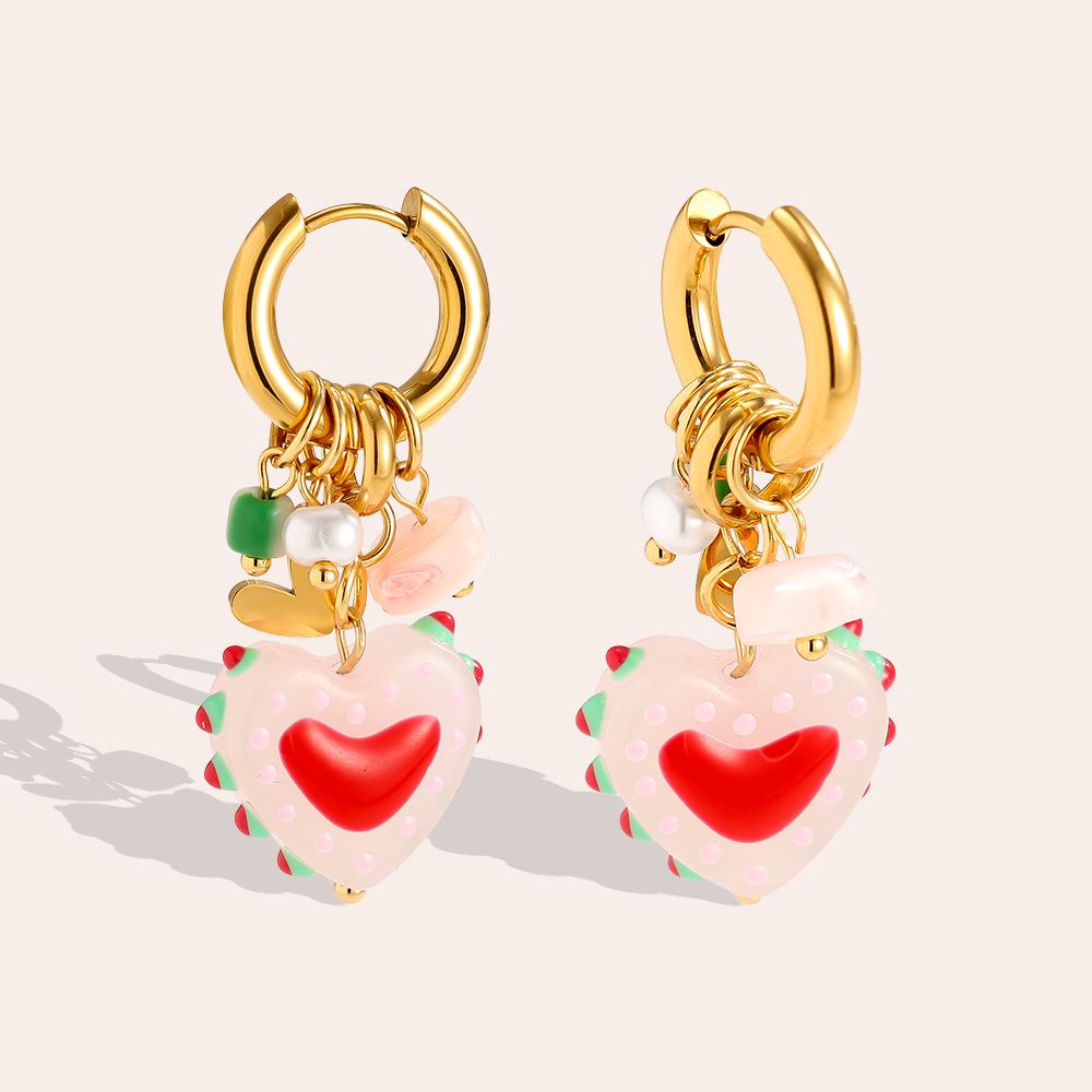 Sweet Love Ohrringe Gold Erdbeer-Look – 42x19mm, Klappcreolen, Geschenk für Frauen