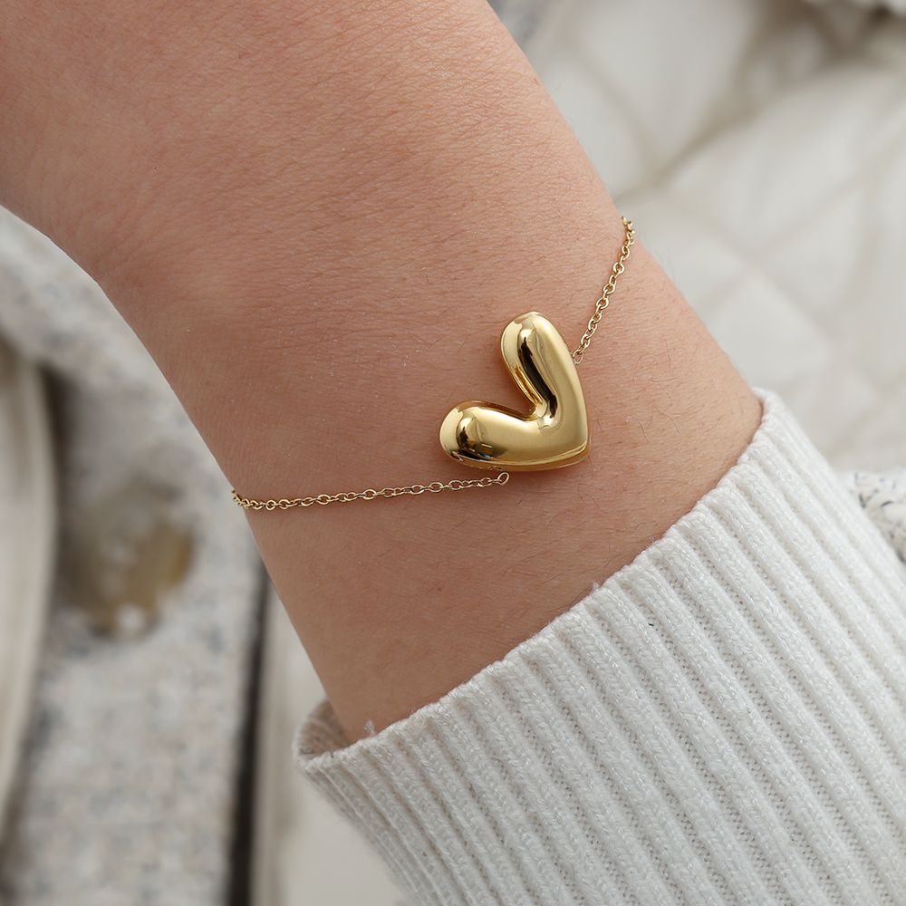 Herzarmband Love Drop in Silber und Gold – zartes Herzarmband aus hochwertigem Edelstahl als liebevolles Geschenk von Schenkt ein Herz