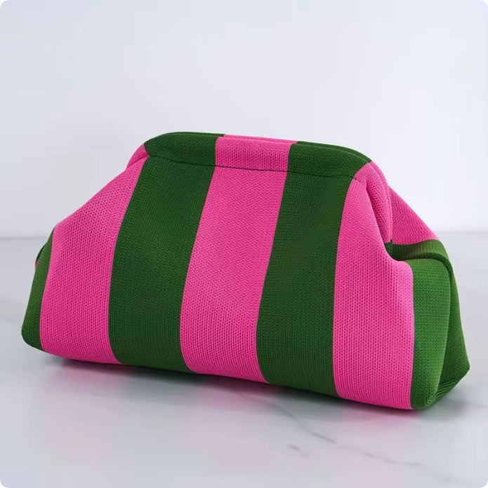 Kosmetiktasche „Stripe“ – stylisch & praktisch für unterwegs