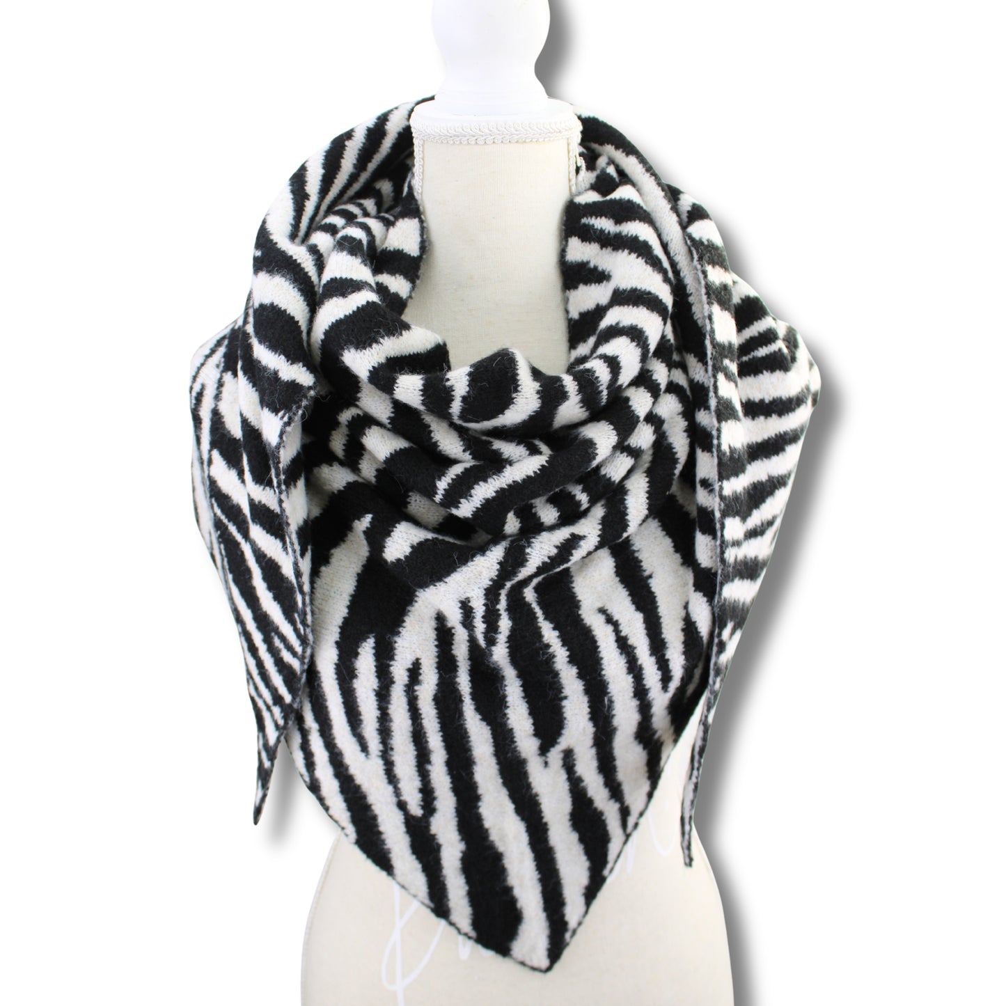 Kuscheliger Dreiecksschal Zebra Look