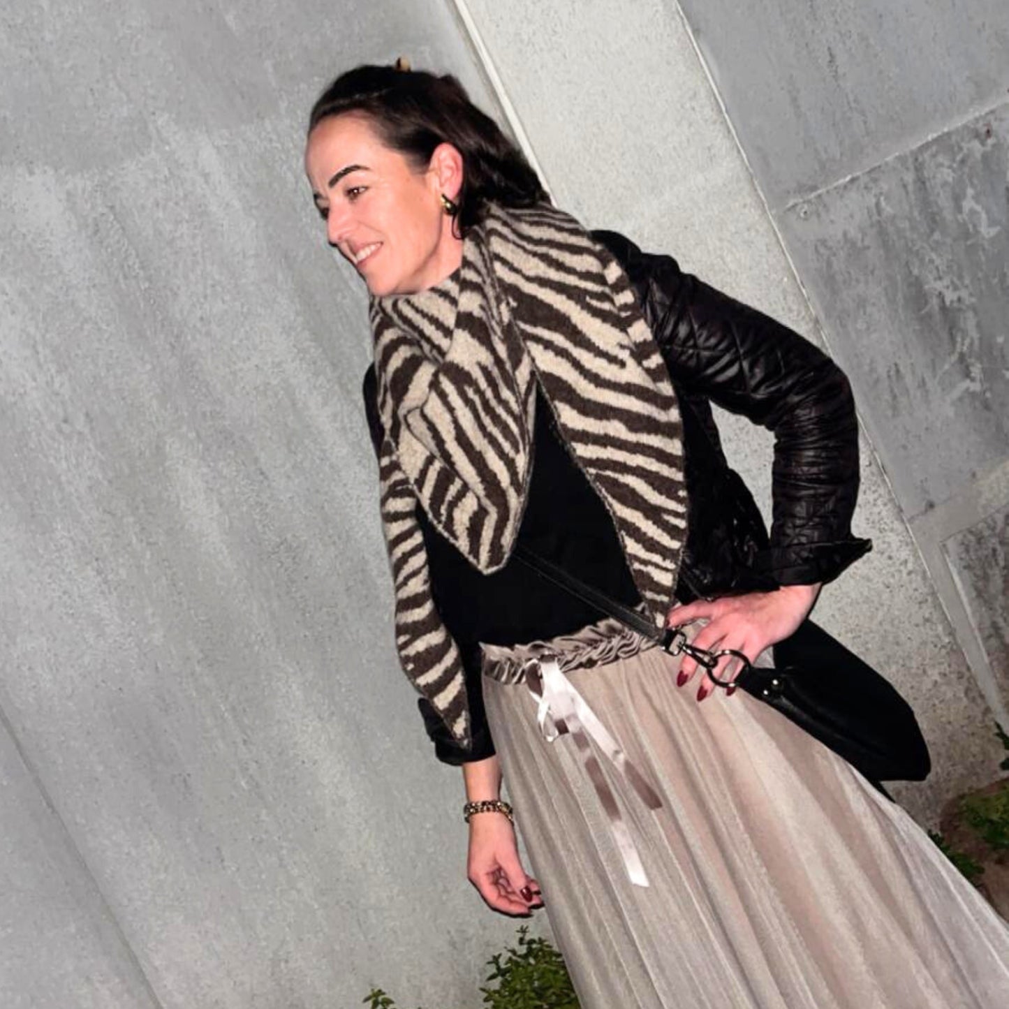 Kuscheliger Dreiecksschal Zebra Look