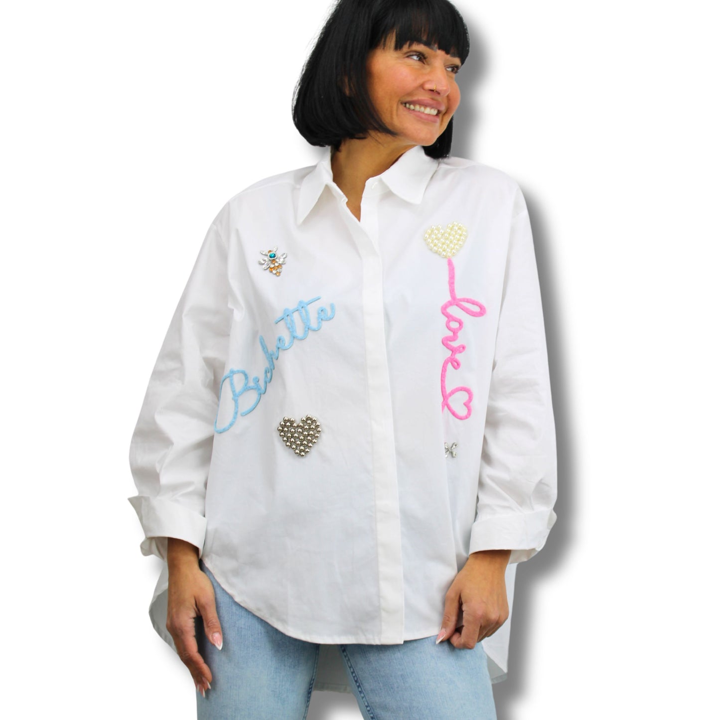 Oversized Bluse mit liebevollen Details – aus 100 % Baumwolle