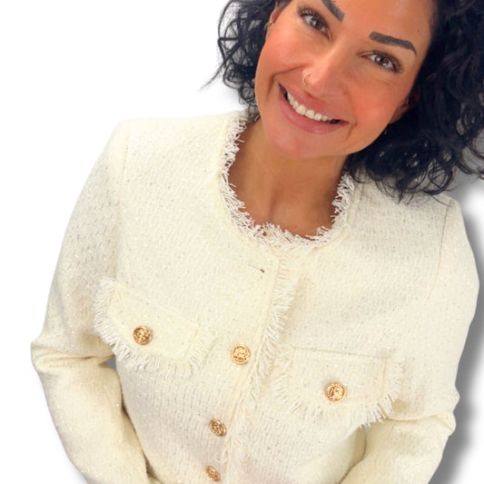 Bouclé-Jacke in Creme – elegant & zeitlos