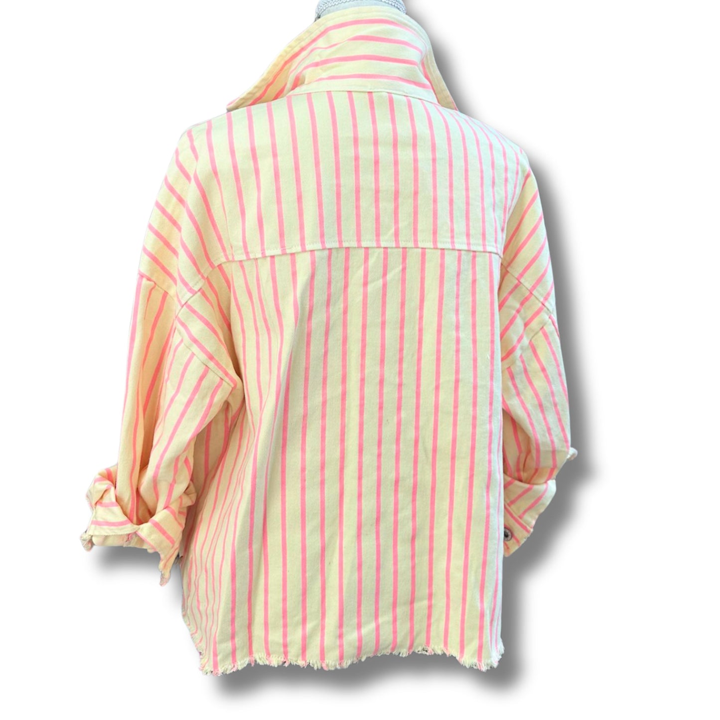 Streifen Jeansjacke – leicht, lässig & ein echter Hingucker