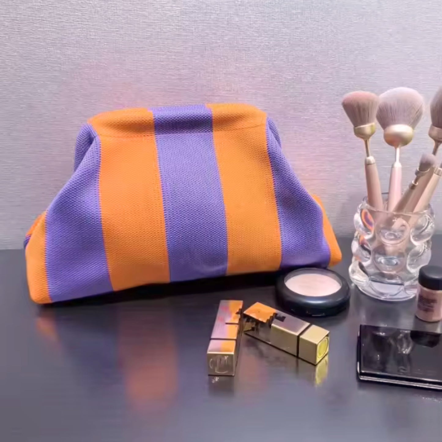 Kosmetiktasche „Stripe“ – stylisch & praktisch für unterwegs