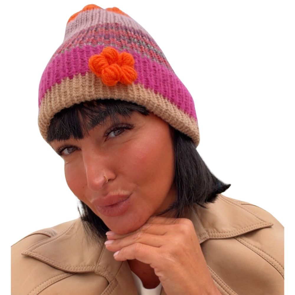 Handgemachte Mütze „Nesrin“ mit Blüte