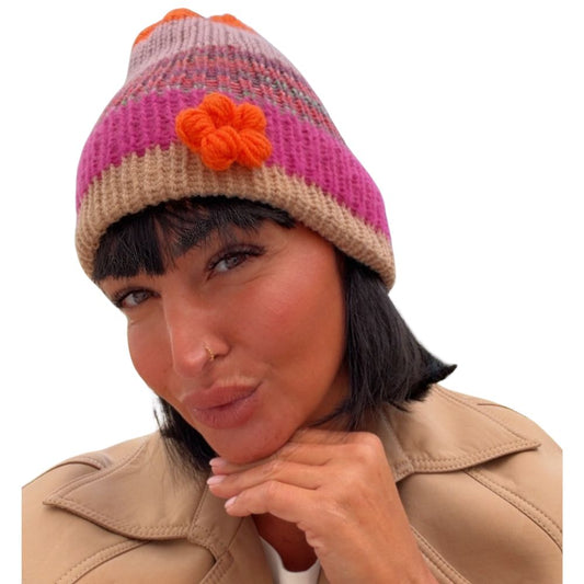 Handgemachte Mütze „Nesrin“ mit Blüte