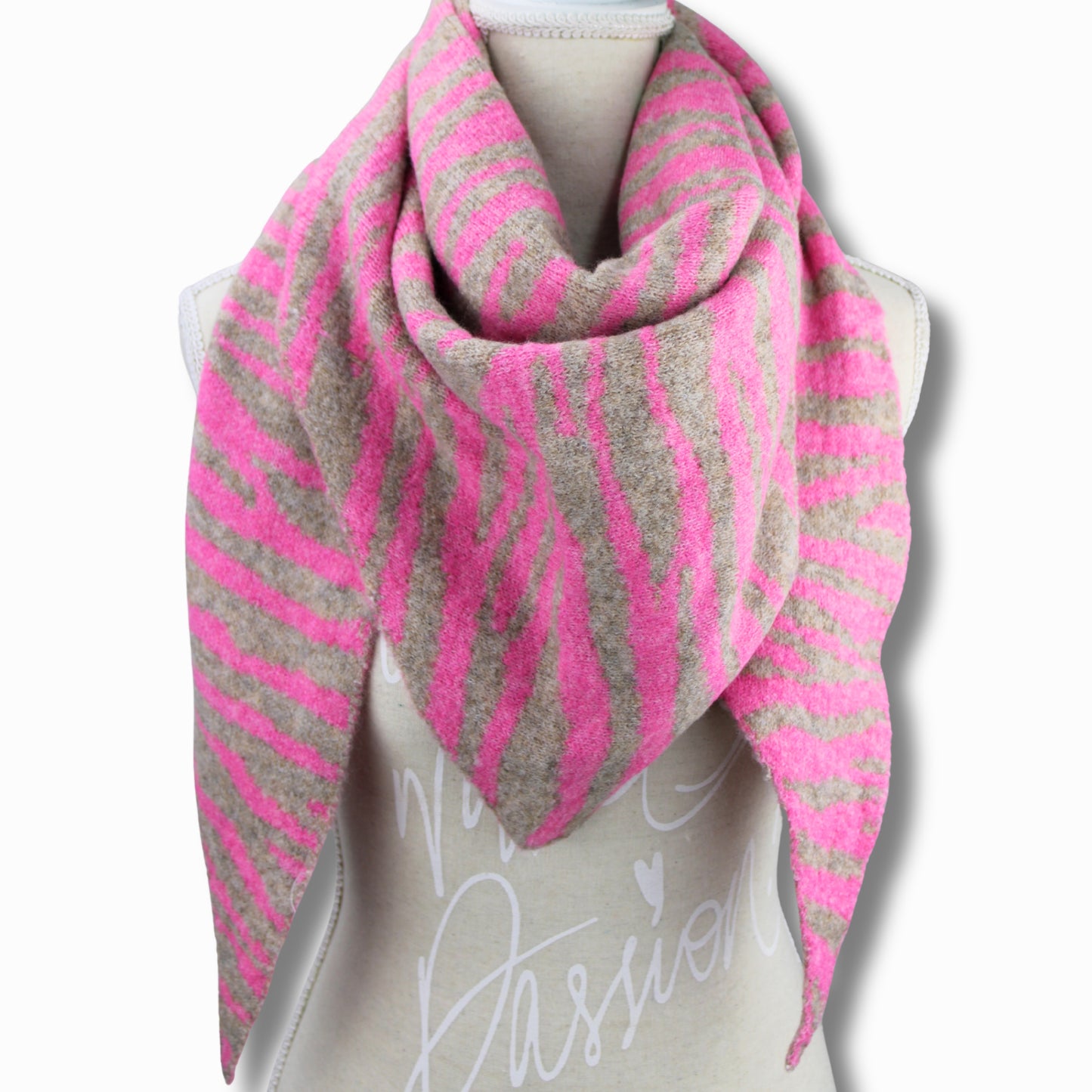 Kuscheliger Dreiecksschal Zebra Look