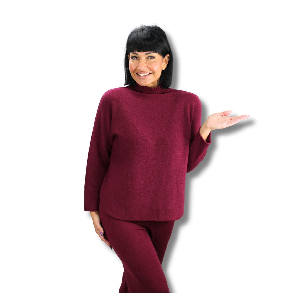 Eleganter Cozy Zweiteiler in Taupe, Schokobraun und Bordeaux – weicher Homewear-Set aus Pullover und Hose fuer Winter und Alltag von Schenkt ein Herz