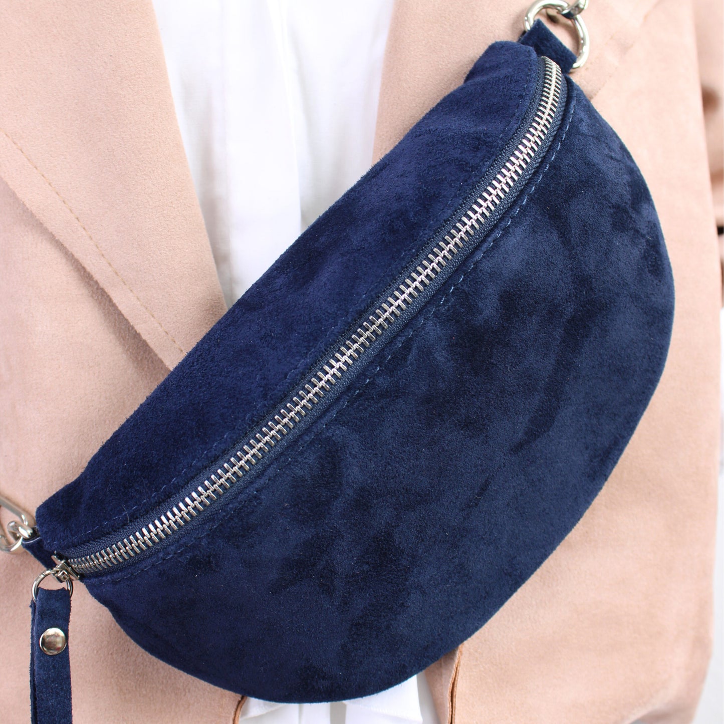 Wildleder Bauchtasche – Stylisch, weich & hochwertig