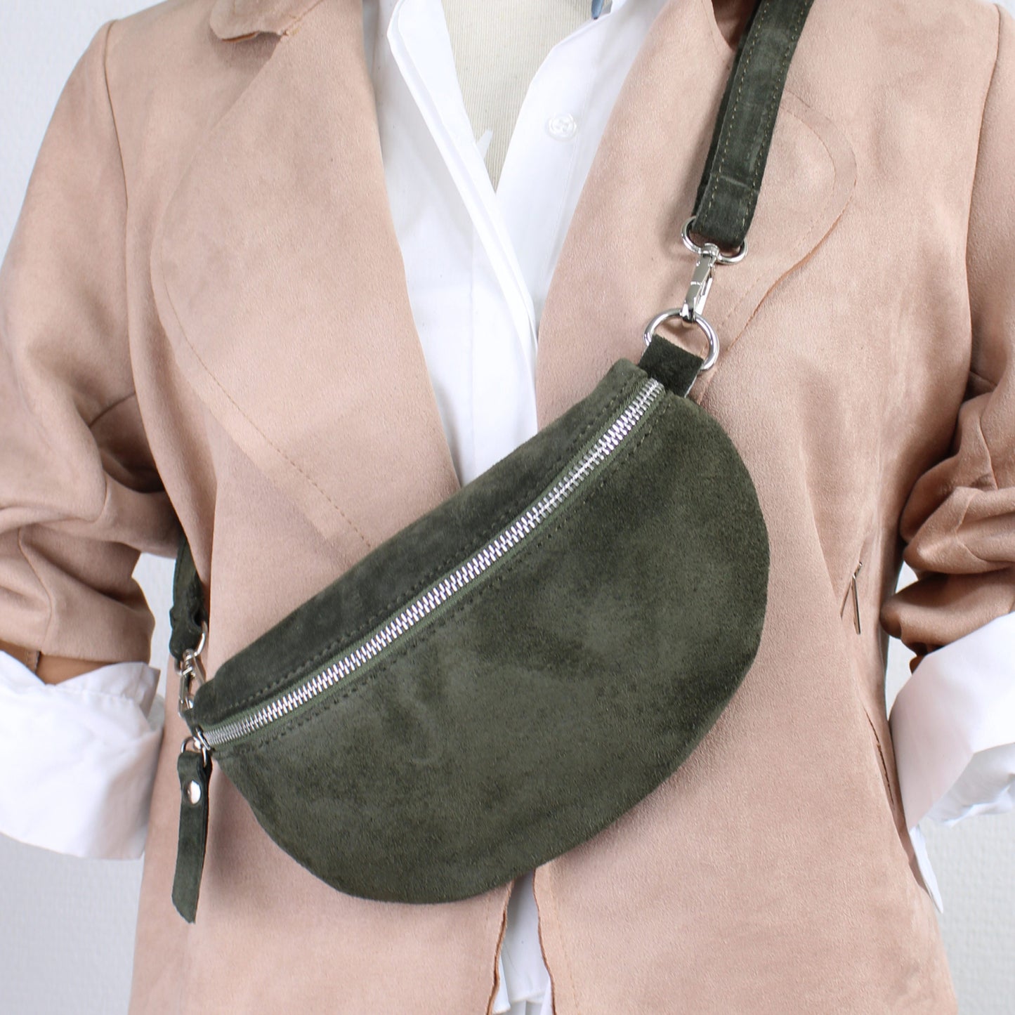 Wildleder Bauchtasche – Stylisch, weich & hochwertig