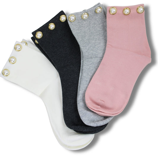 Eleganz für deine Füße – Perlen-Söckchen mit Liebe gefertigt