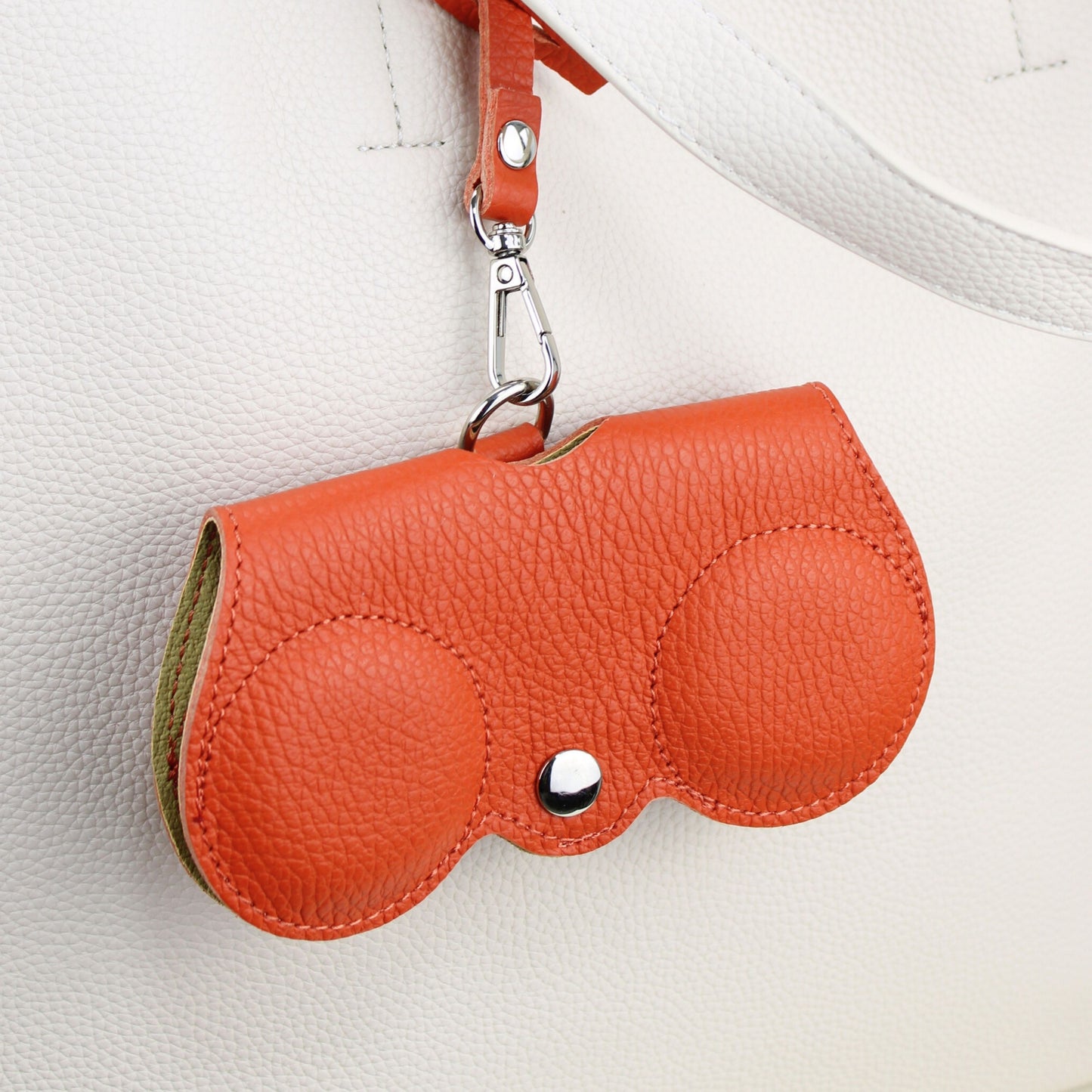 Brillenetui & Taschen-Hänger – Bagcharm aus Echtleder