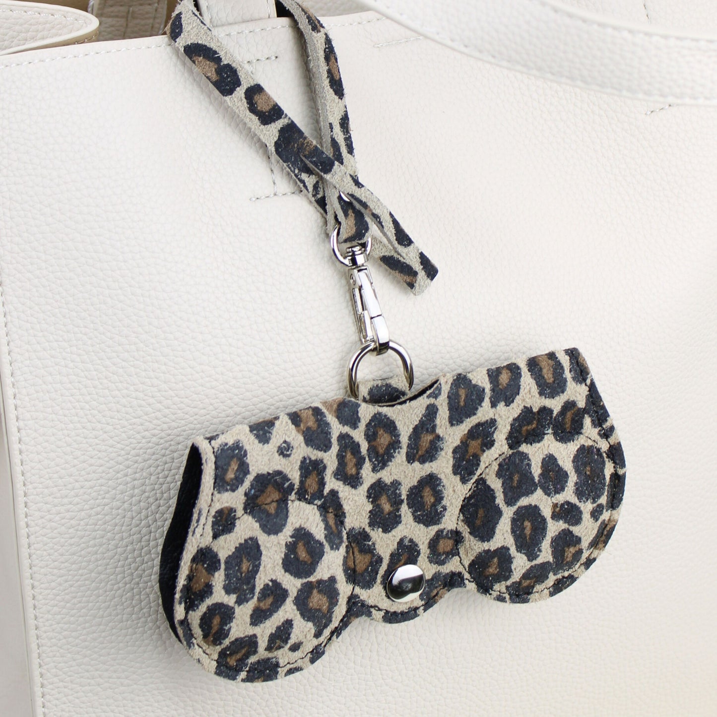 Brillenetui & Taschen-Hänger – Bagcharm aus Echtleder