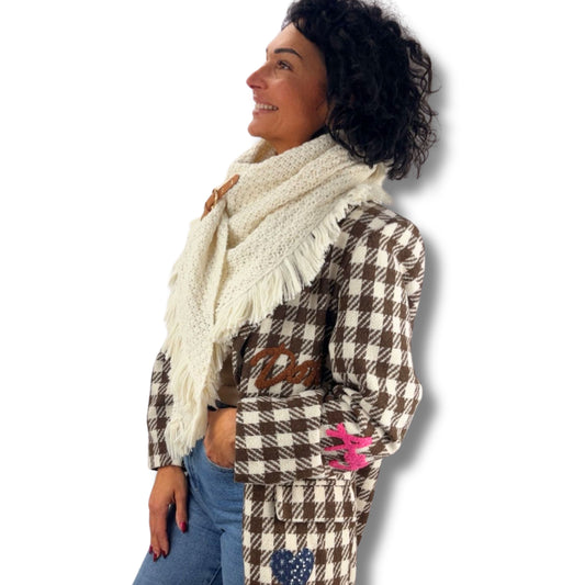 Gehäkelt­er Dreiecksschal aus Viskose – weich, leicht & zeitlos