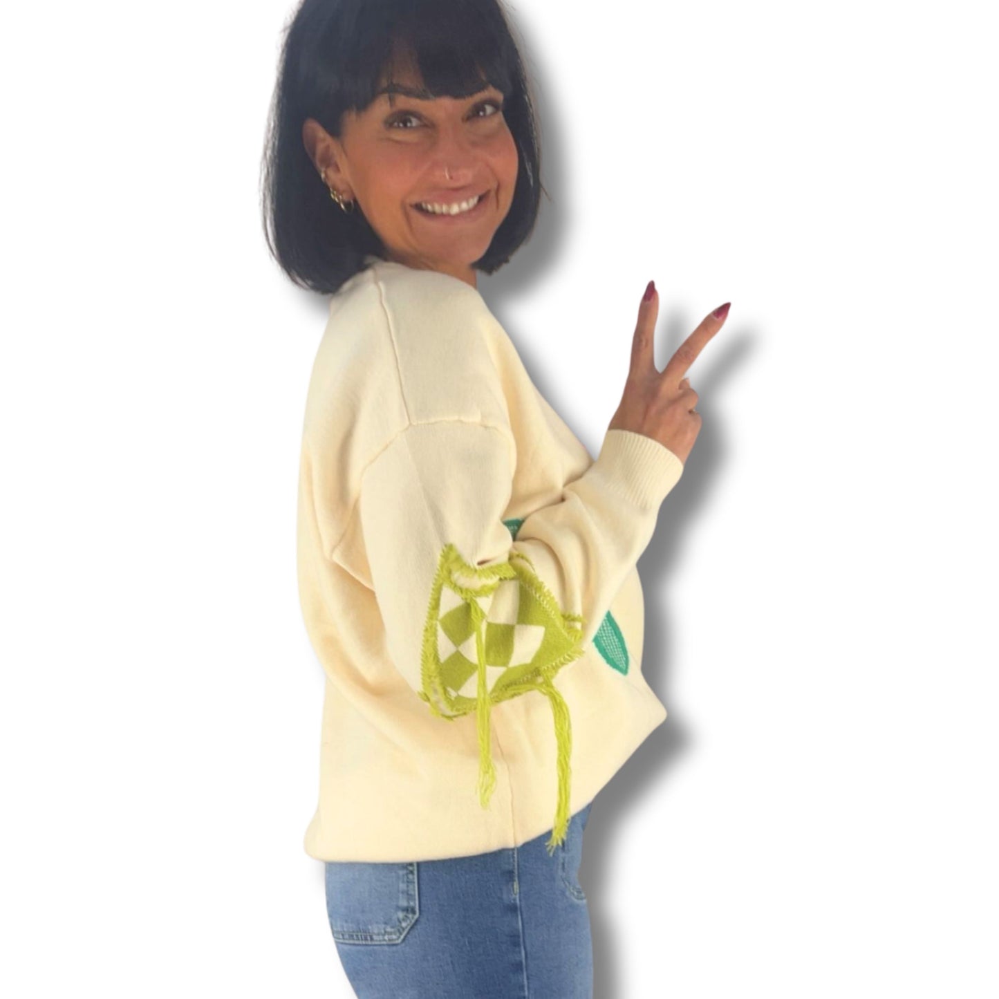 Trendiger Statement-Pullover mit bunten Applikationen