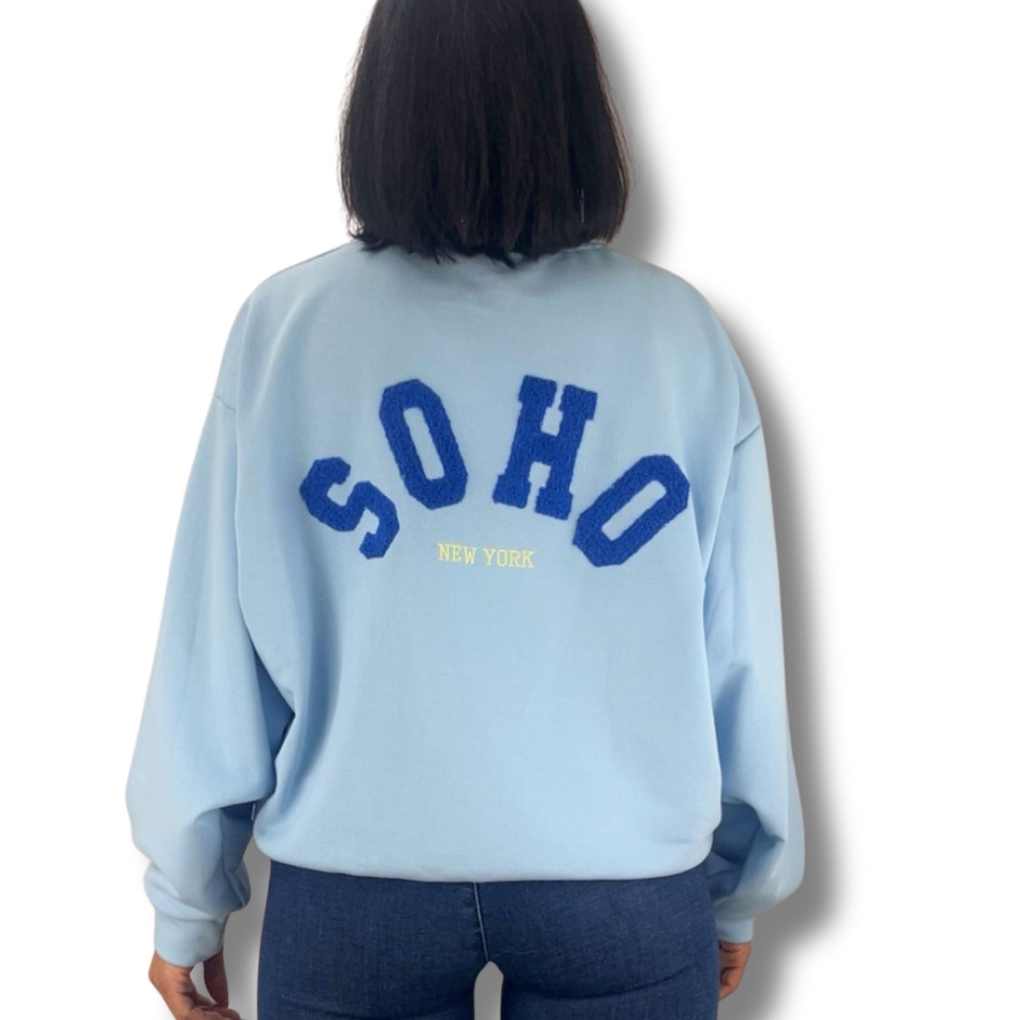 Oversize Sweatshirt SOHO New York in Baby Blau, Giftgruen, Orange, Beige und Rosa – lässiges Statement-Sweatshirt mit SOHO-Print von Schenkt ein Herz