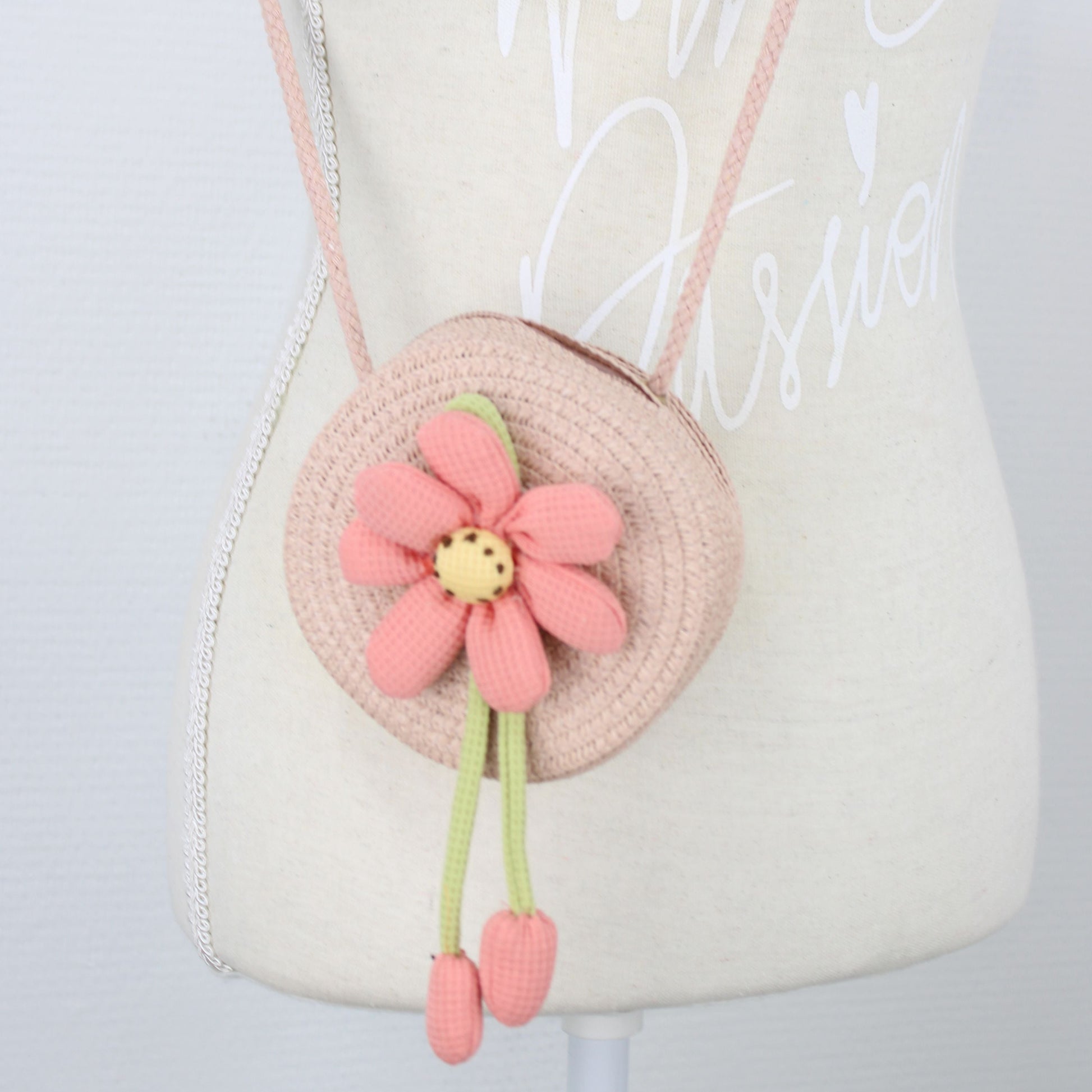Kinder Umhaengetasche rund geflochten mit niedlichen Motiven – kleine Fashionista Boho-Tasche fuer Maedchen von Schenkt ein Herz