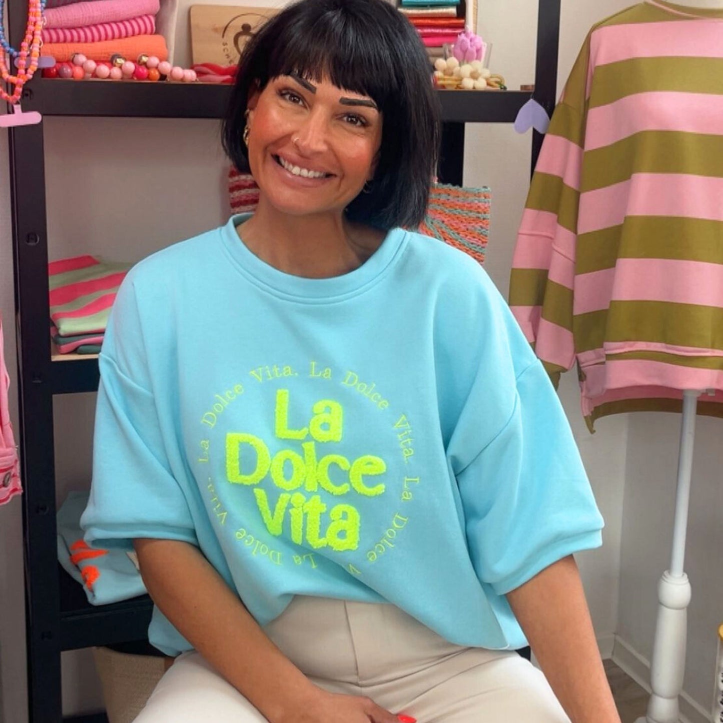 „La Dolce Vita“ Sweater – comfy, stylisch & ein Statement