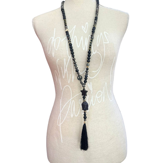 Lange Boho Halskette Buddha Anhänger & Quaste 90 cm – Damen Boho-Schmuck Schenkt ein Herz