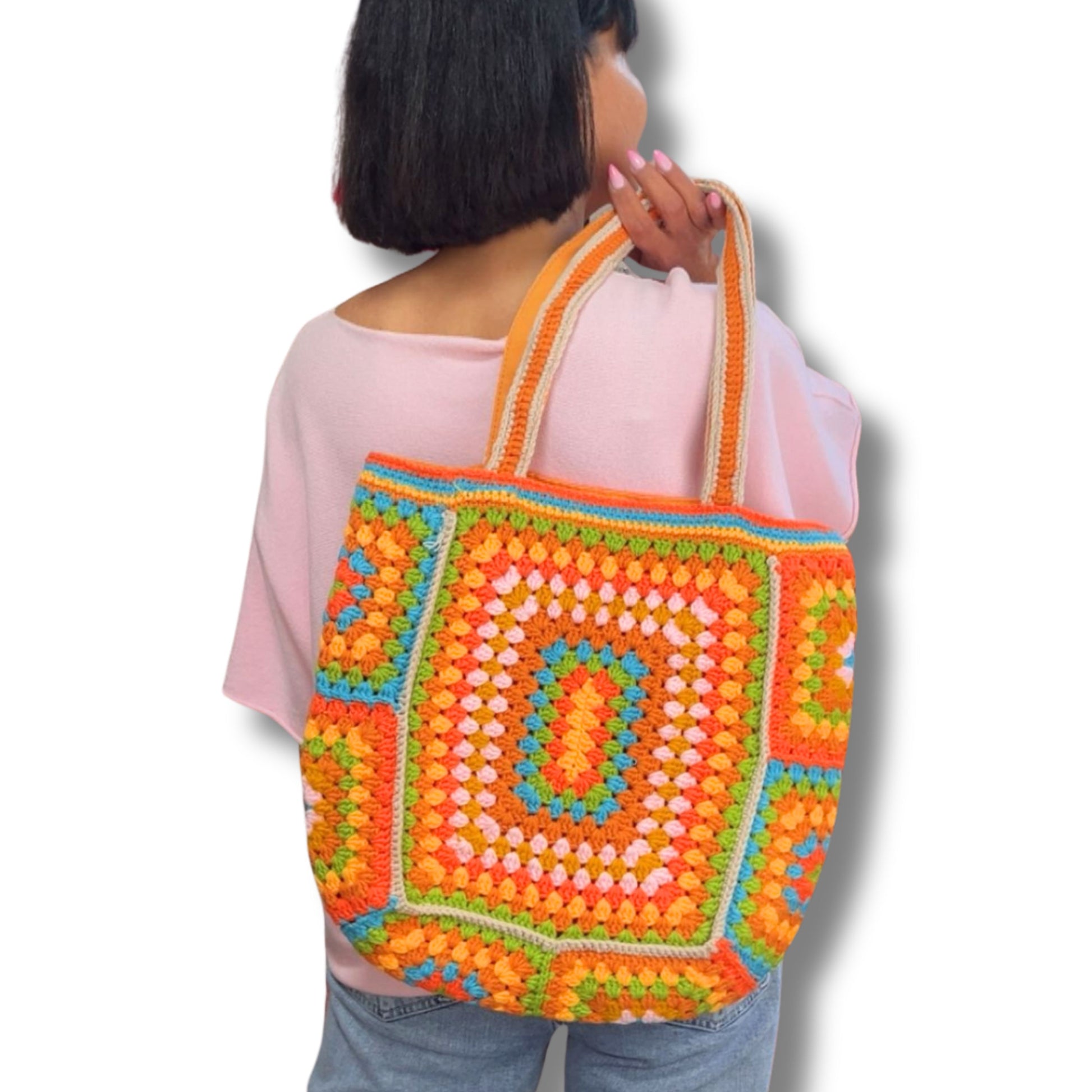 Handgehäkelte Tasche Unikat mit Herz – handgemachte Boho-Tasche Schenkt ein Herz