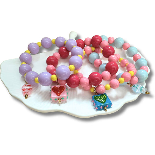 Handgemachtes Perlenarmband by Manon – Unikat Armband Schenkt ein Herz