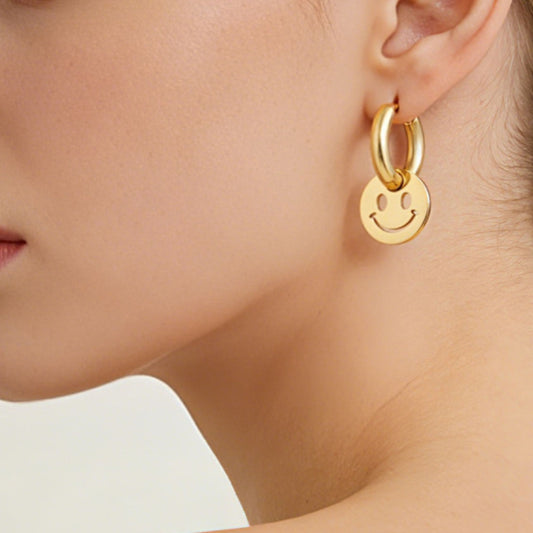 Smiley Ohrringe – 14K vergoldeter Edelstahl ✨
