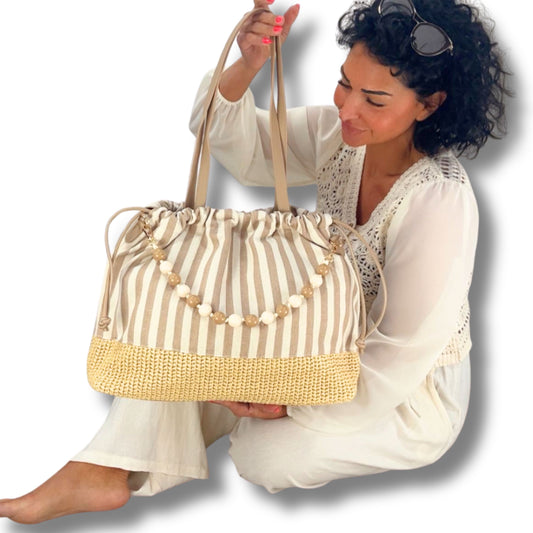 Große Sommer-Tasche mit abnehmbarer Perlenkette