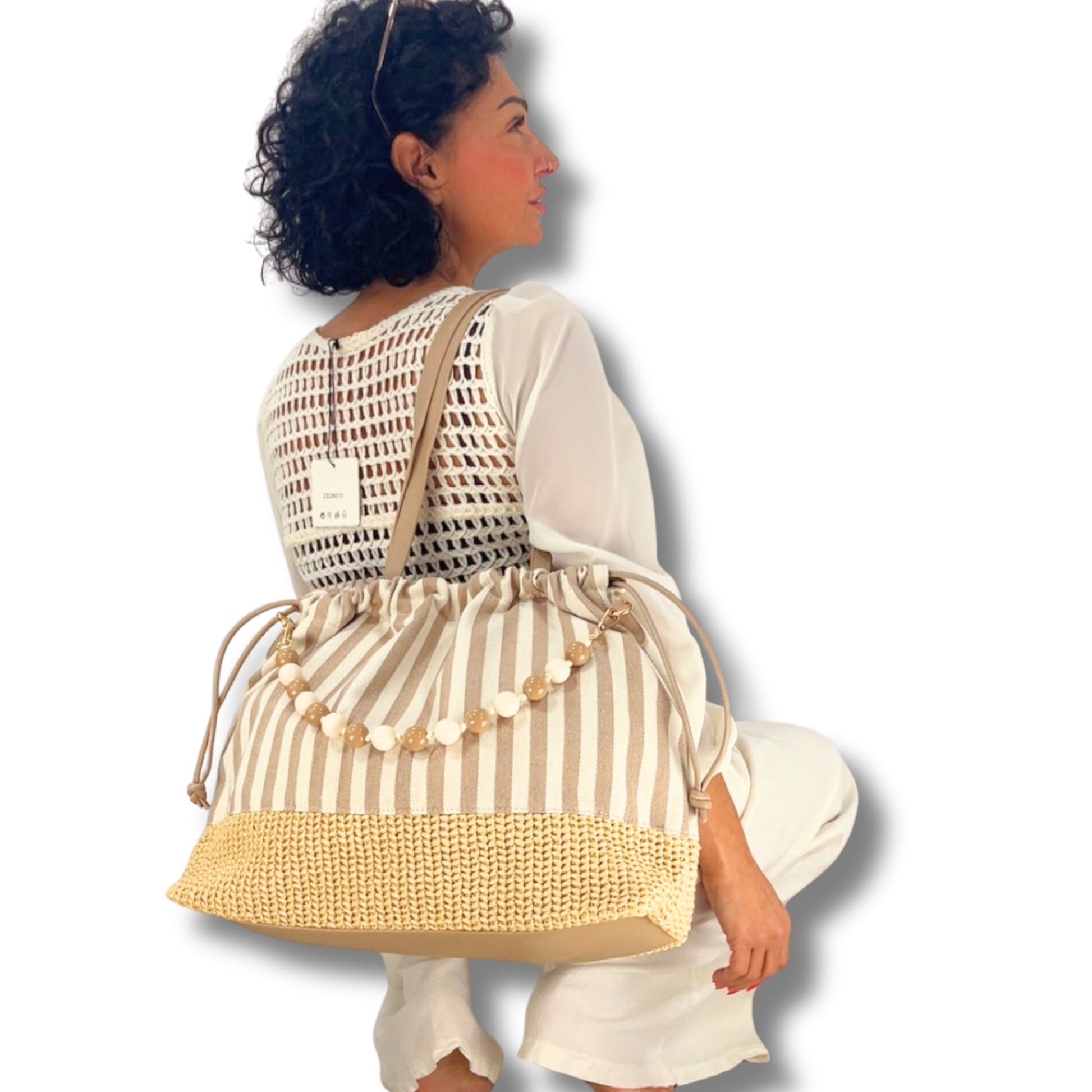 Sommer-Tasche Perlenkette Detailansicht – dekorativ & abnehmbar, Stadtbummel & Urlaub