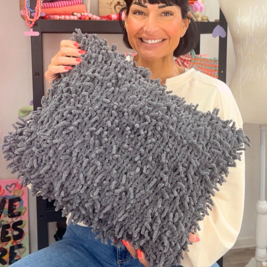 Handgehäkelte Kissen – mit Liebe gemacht