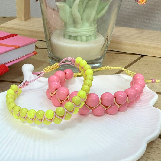 Handgemachte Armbänder von Manon