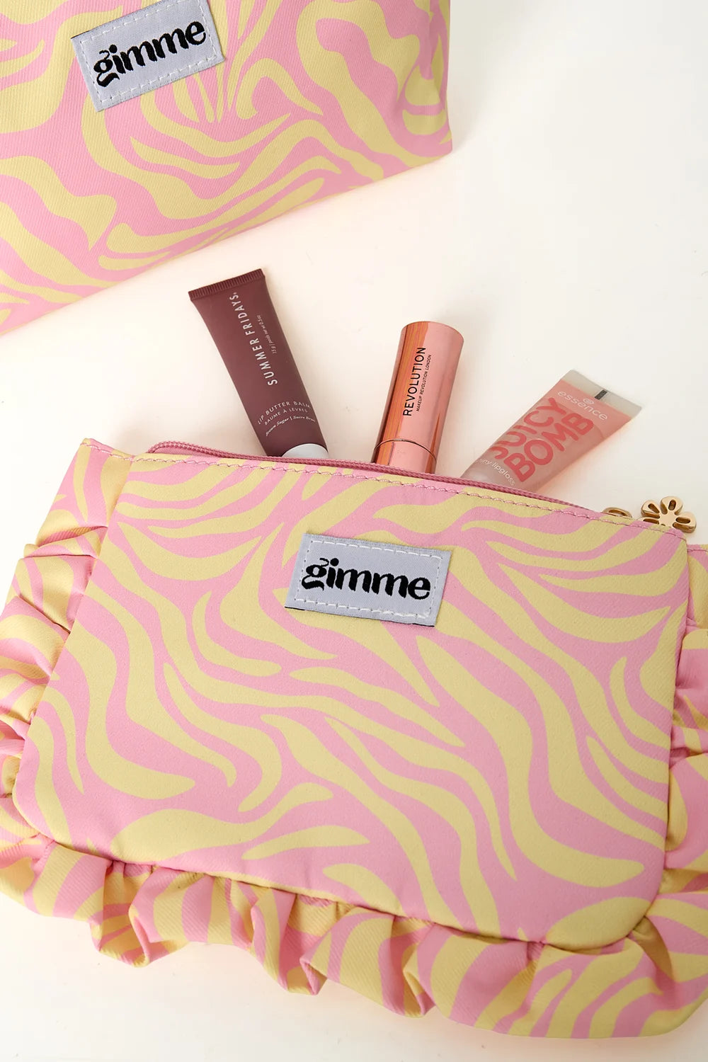 Kosmetiktasche mit Rüschen – stylisch & praktisch